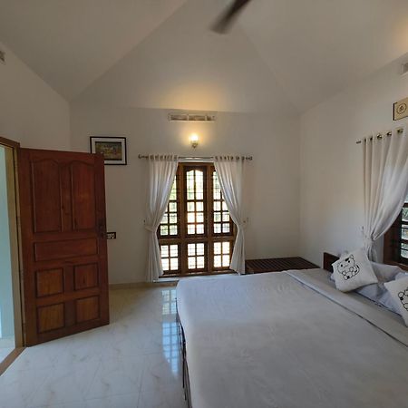 Oriole Homestay Thekkady Extérieur photo