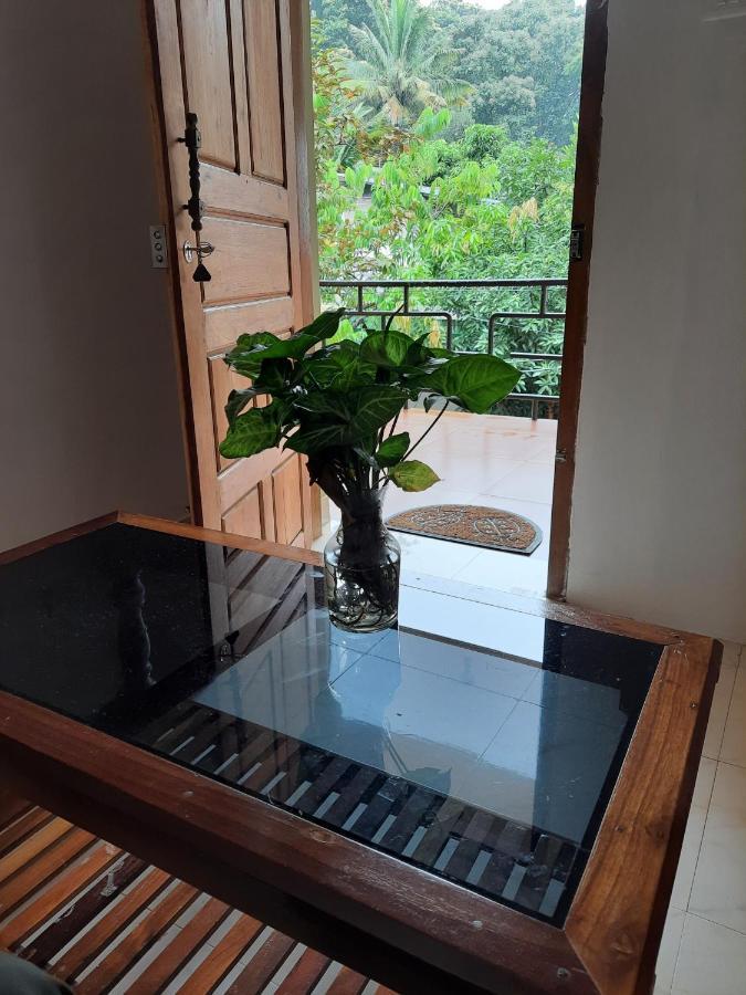 Oriole Homestay Thekkady Extérieur photo