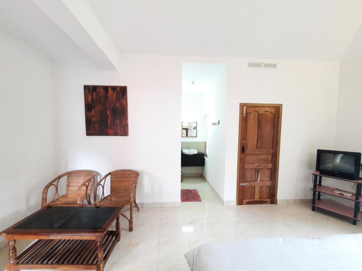 Oriole Homestay Thekkady Extérieur photo