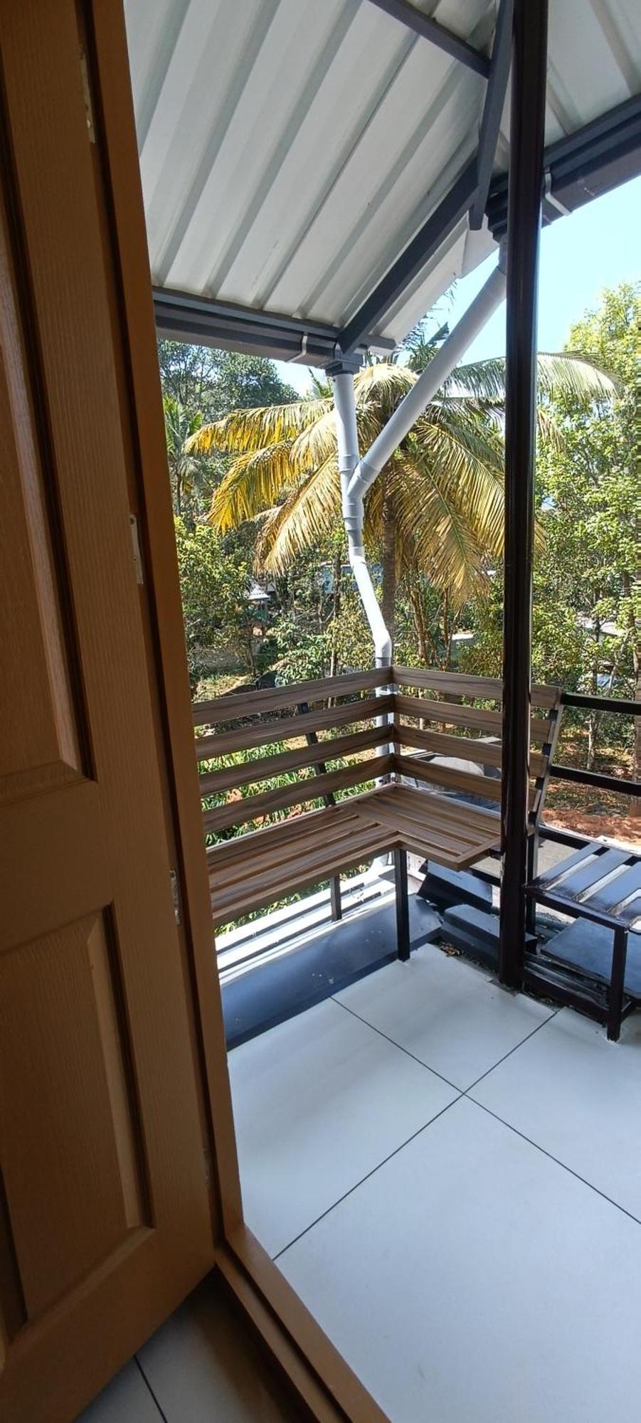 Oriole Homestay Thekkady Extérieur photo