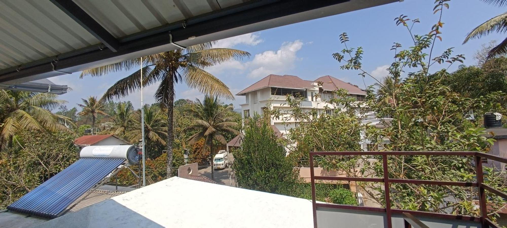 Oriole Homestay Thekkady Extérieur photo