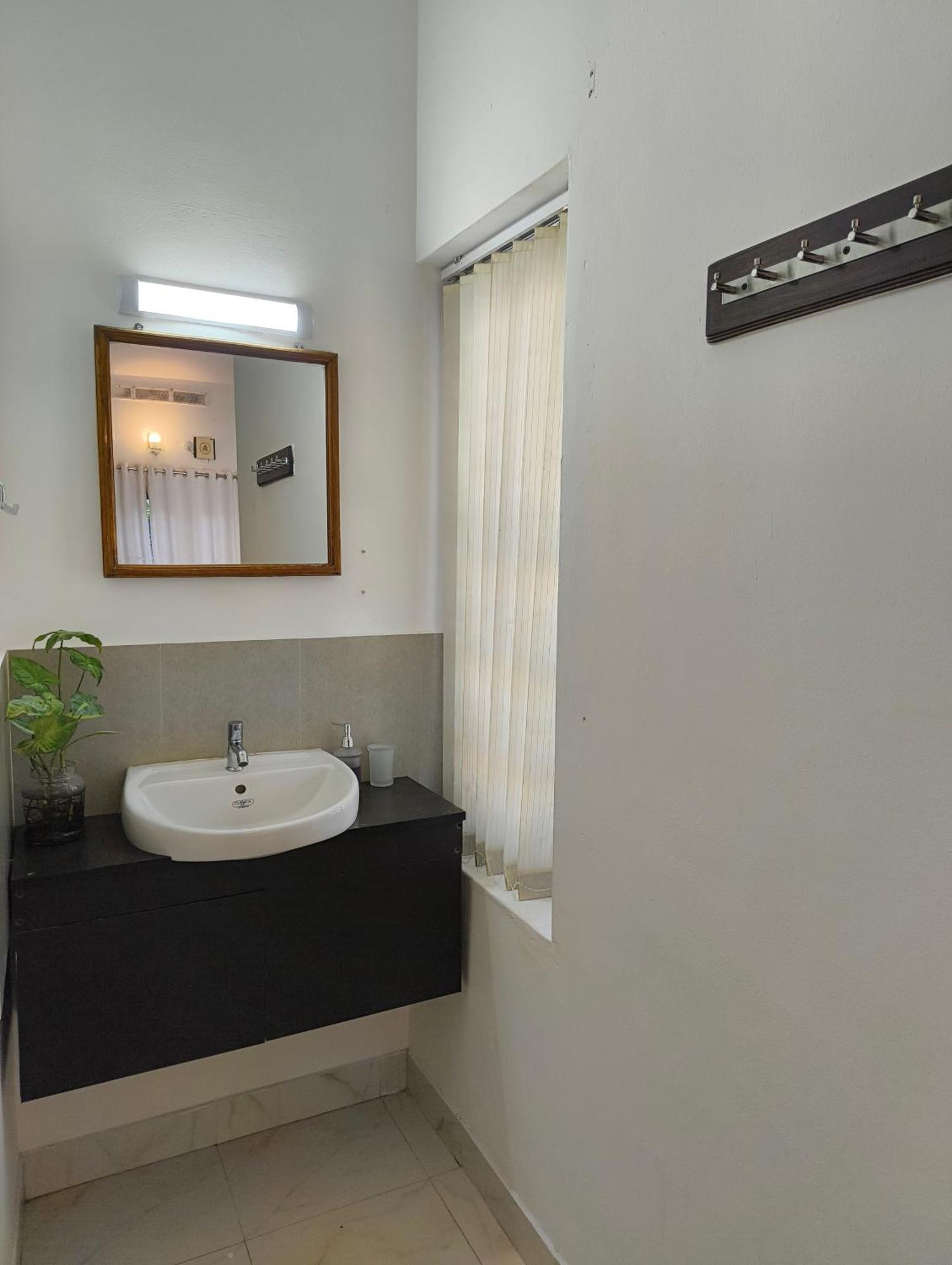 Oriole Homestay Thekkady Extérieur photo